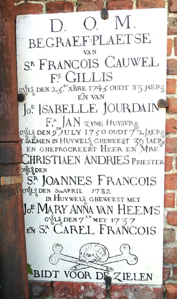 Dalle funéraire de Francois Cauwel et son famille